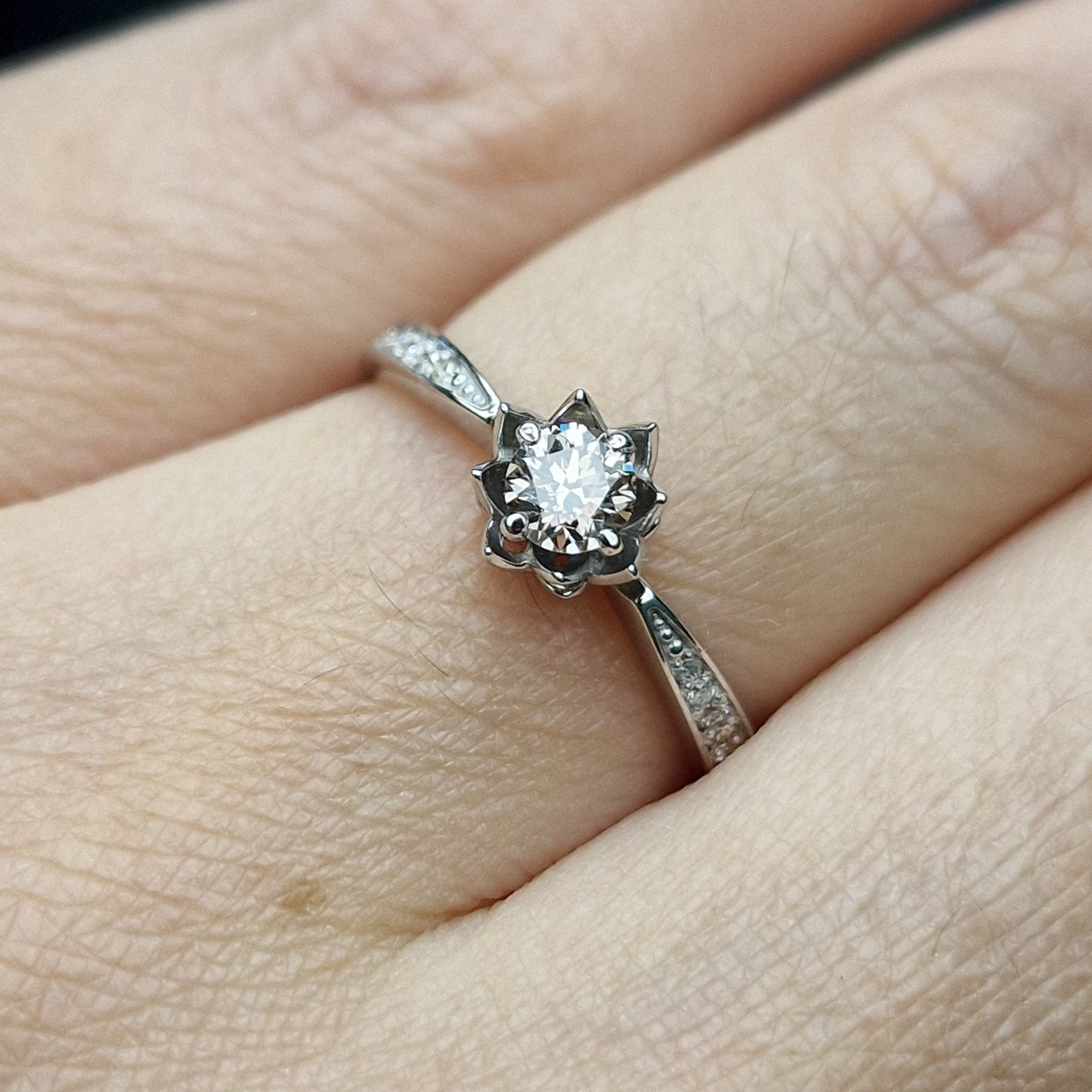 Кольцо Deimantas 102748225 17р 2,02гр 0,332ct. купить,NaN