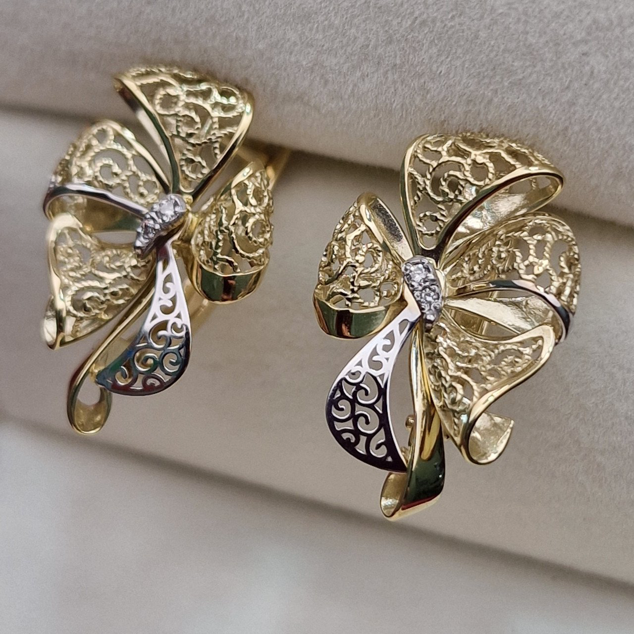 Серьги Deimantas 102748269 3,56гр 0,02ct. купить,NaN