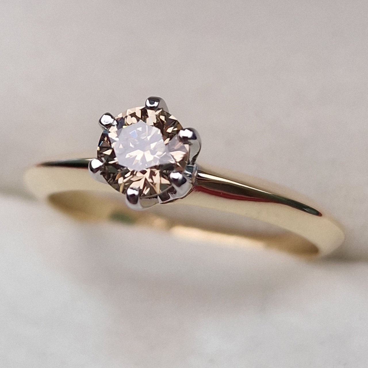 Кольцо Deimantas 102748226 17,5р 2,47гр 0,512ct. купить,NaN