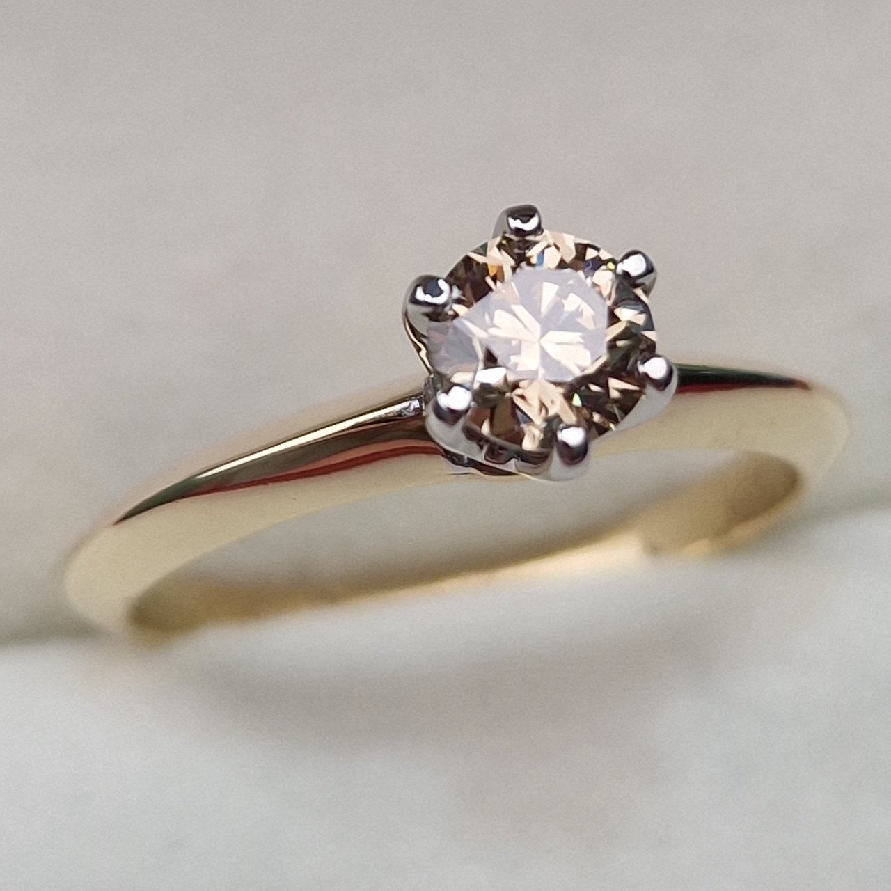 Кольцо Deimantas 102748226 17,5р 2,47гр 0,512ct. купить,NaN