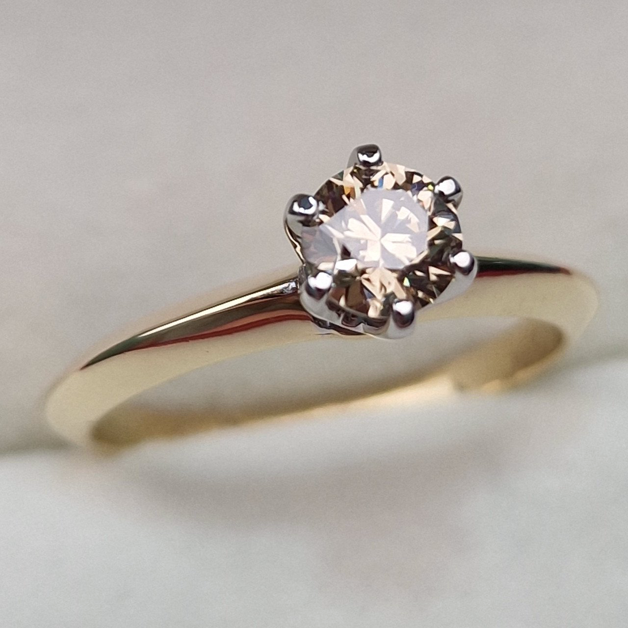 Кольцо Deimantas 102748226 17,5р 2,47гр 0,512ct. купить,NaN