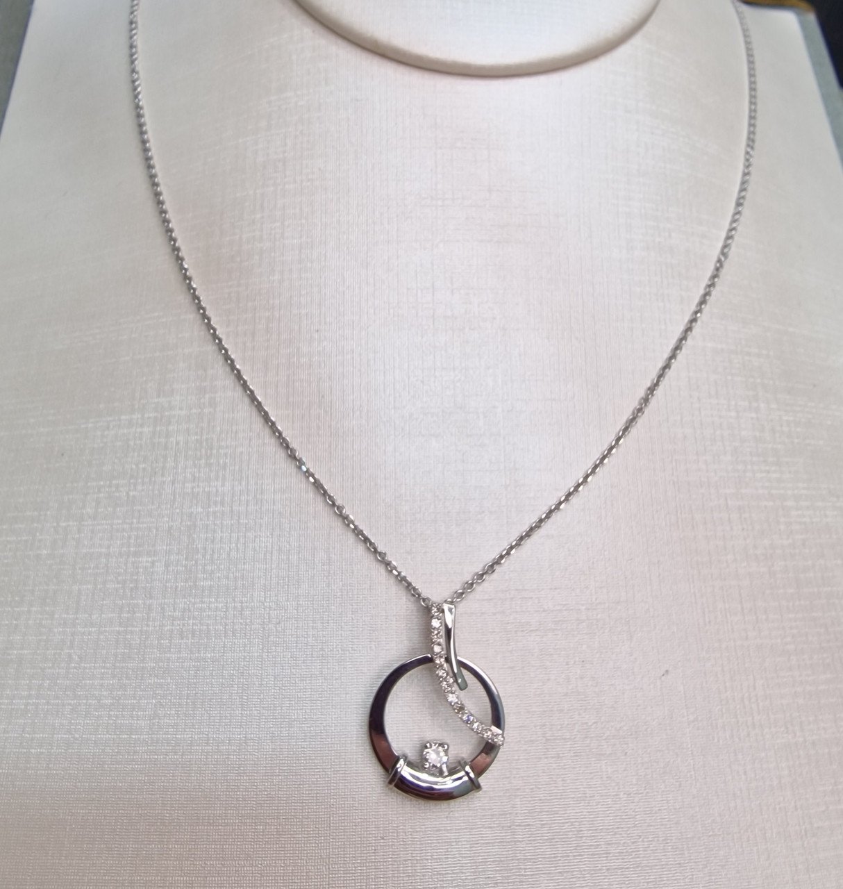 Колье Deimantas 102748283 1,6гр 45см 0,28ct. купить,NaN