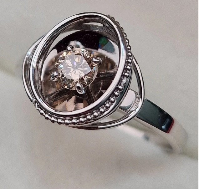 Комплект Deimantas 102751314 0,26ct 0,42ct. купить,NaN