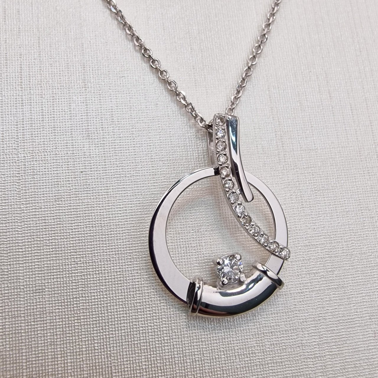 Колье Deimantas 102748283 1,6гр 45см 0,28ct. купить,NaN
