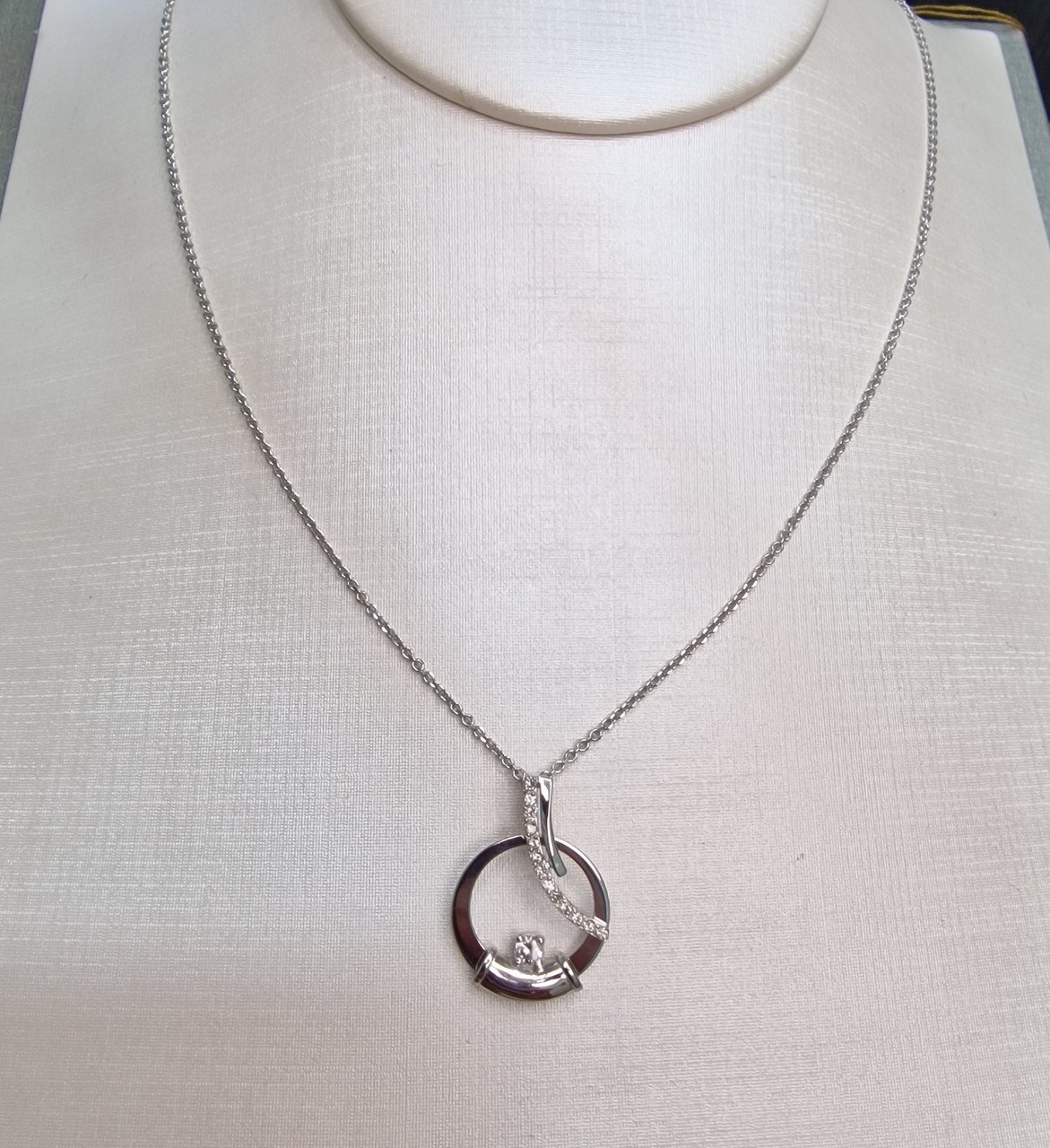 Колье Deimantas 102748283 1,6гр 45см 0,28ct. купить,NaN