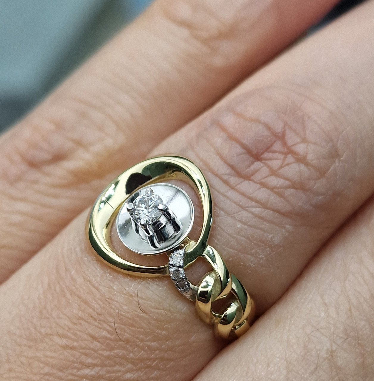 Кольцо Deimantas 102764675 16,5р 2,6гр 0,13ct. купить,NaN