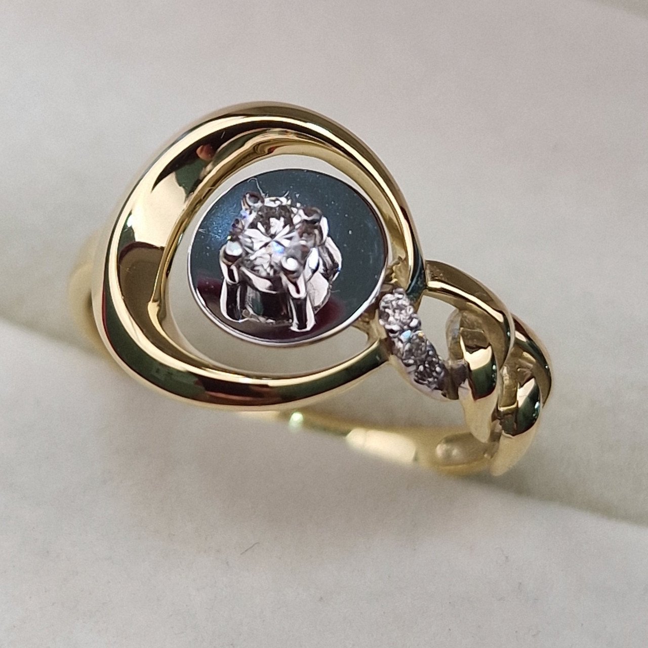 Кольцо Deimantas 102764675 16,5р 2,6гр 0,13ct. купить,NaN