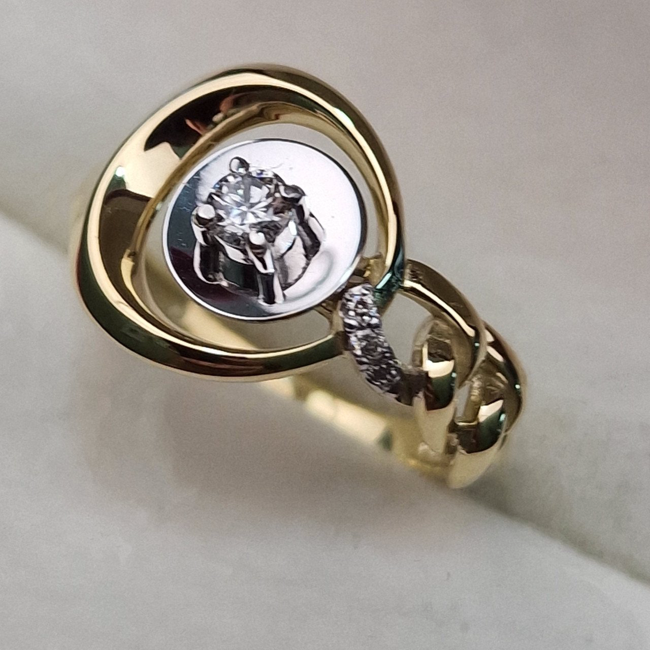 Кольцо Deimantas 102764675 16,5р 2,6гр 0,13ct. купить,NaN