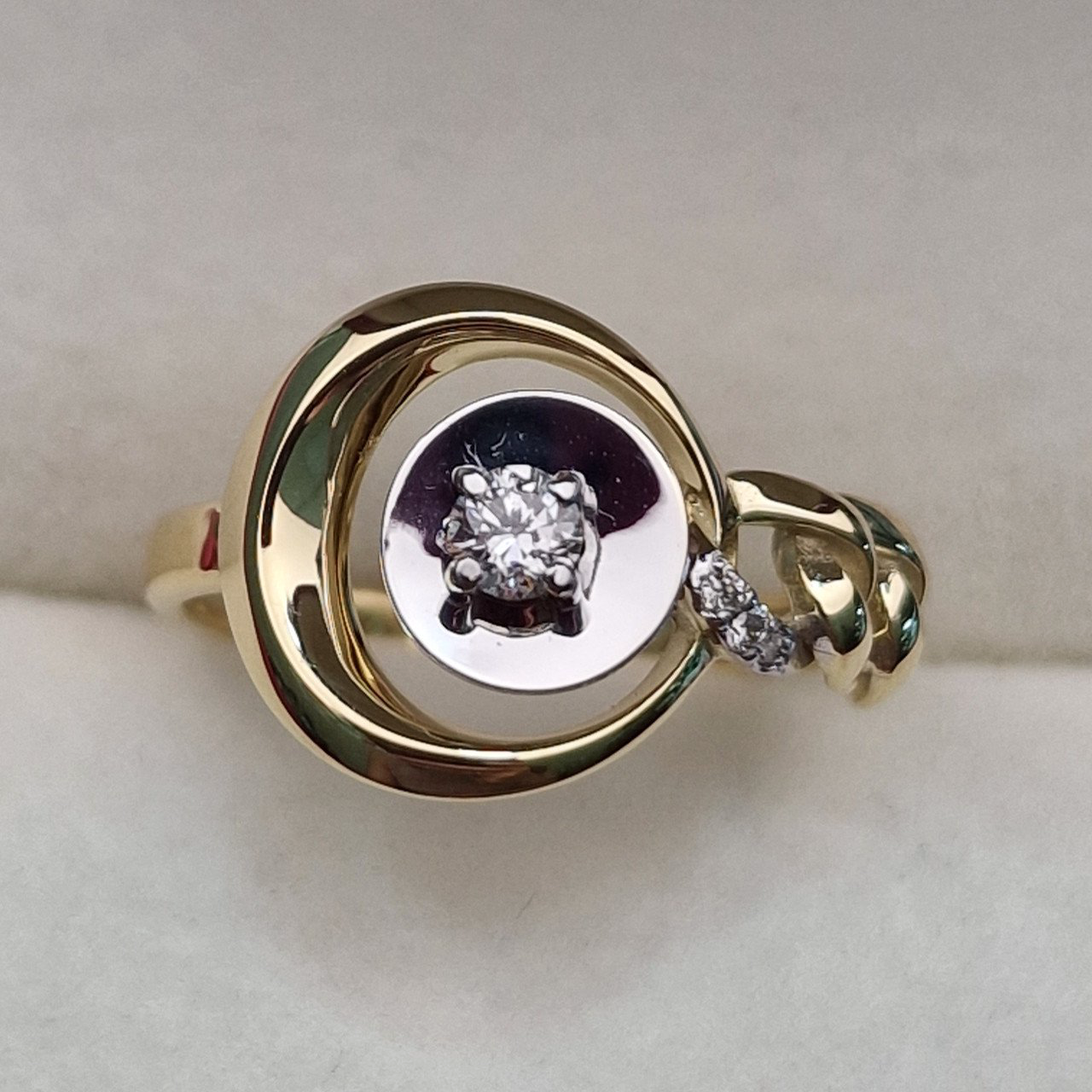 Кольцо Deimantas 102764675 16,5р 2,6гр 0,13ct. купить,NaN