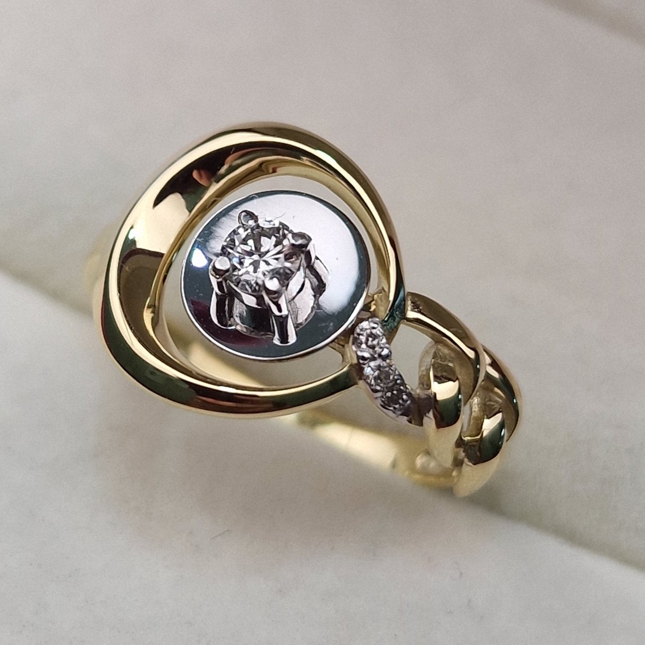 Кольцо Deimantas 102764675 16,5р 2,6гр 0,13ct. купить,NaN