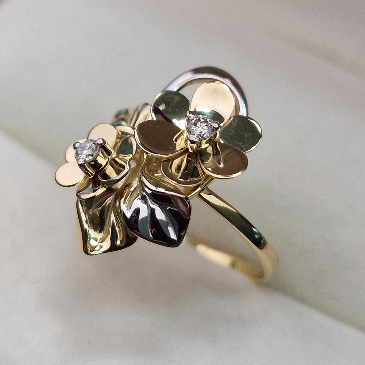 Кольцо Deimantas 102764699 17р 2,24гр 0,06ct. купить,NaN