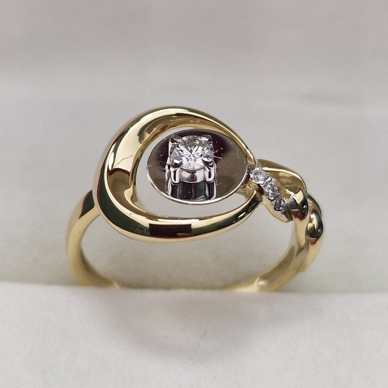 Кольцо Deimantas 102764675 16,5р 2,6гр 0,13ct. купить,NaN