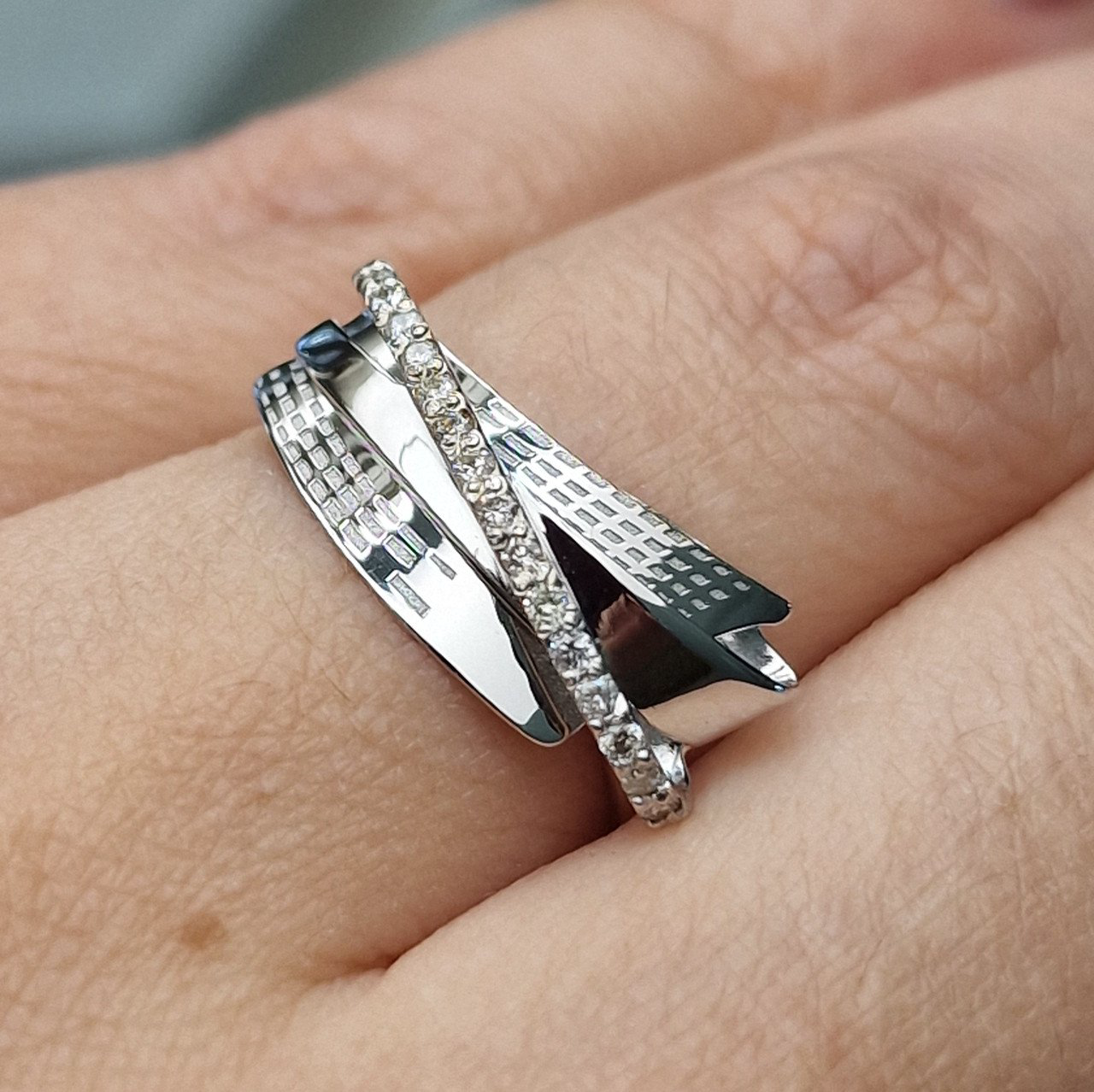 Кольцо Deimantas 102764804 17,5р 2,46гр 0,152ct. купить,NaN