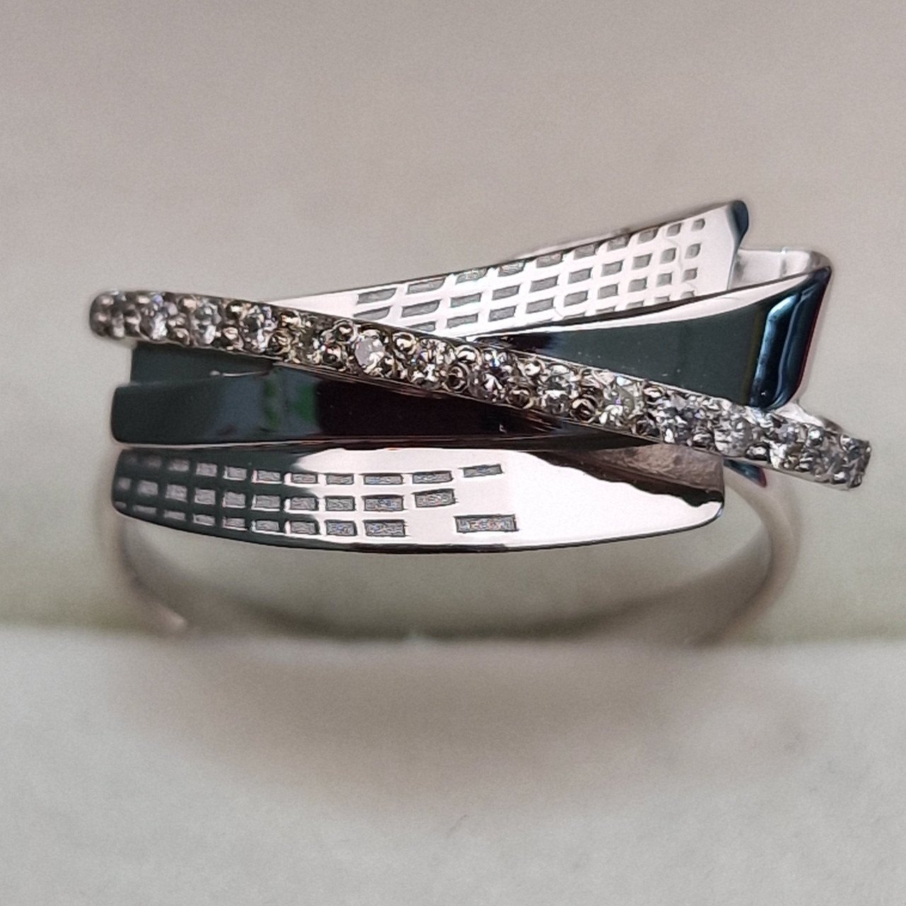Кольцо Deimantas 102764804 17,5р 2,46гр 0,152ct. купить,NaN