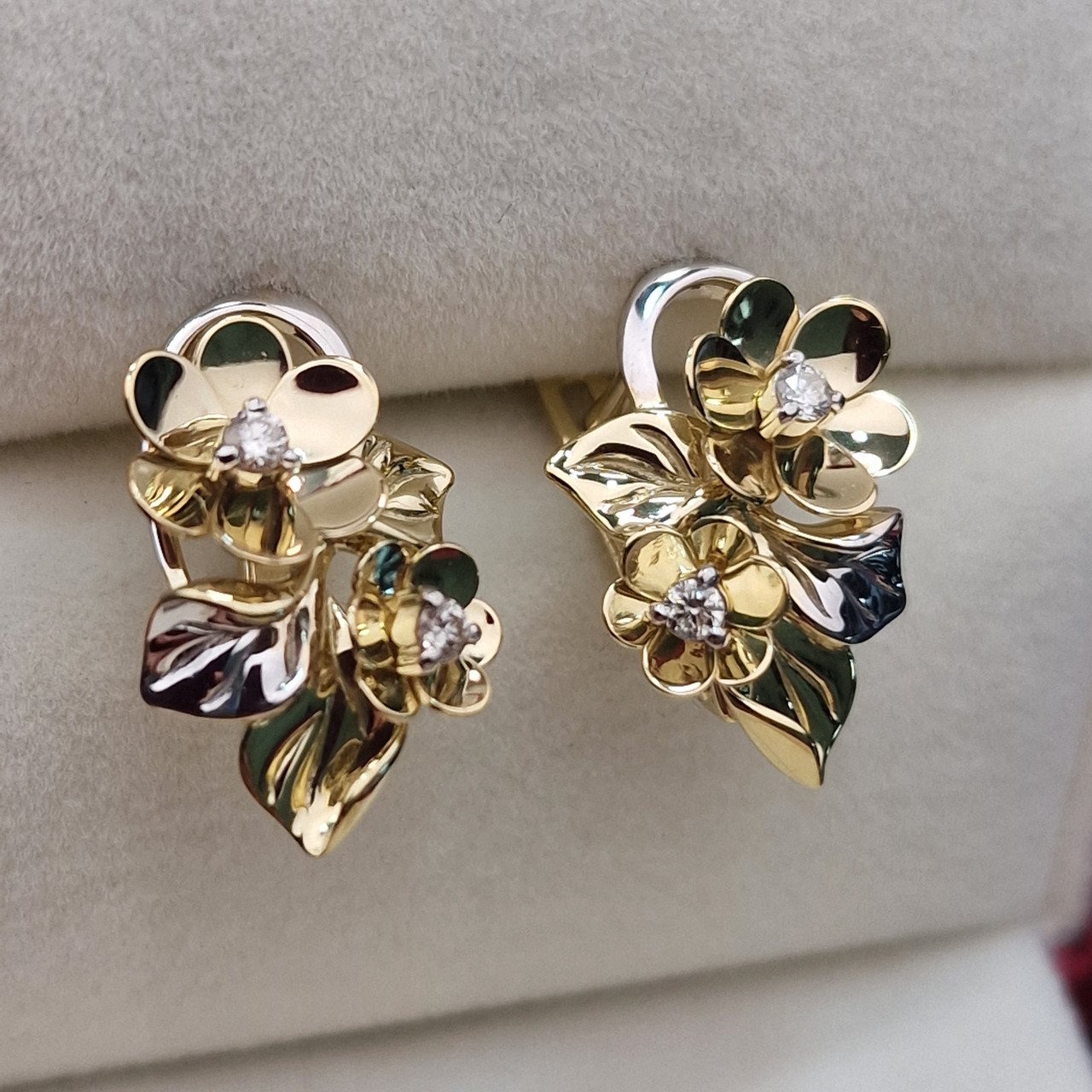Серьги Deimantas 102764853 4,19гр 0,132ct. купить,NaN
