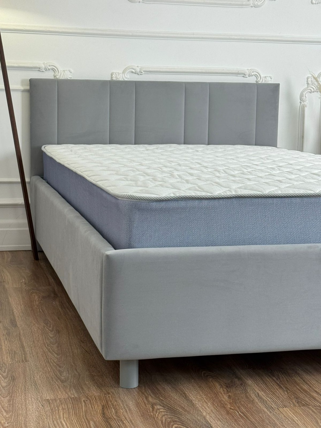 Кровать Dreamo Айрис Берн 120x200см с матрасом серый
