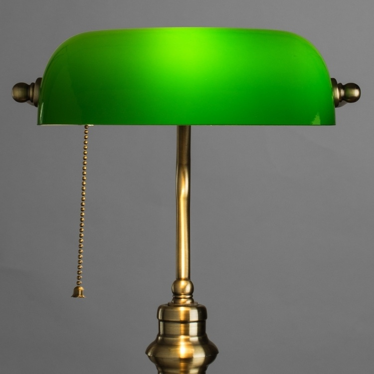 Настольная лампа Arte Lamp Banker A2492LT-1AB купить,NaN