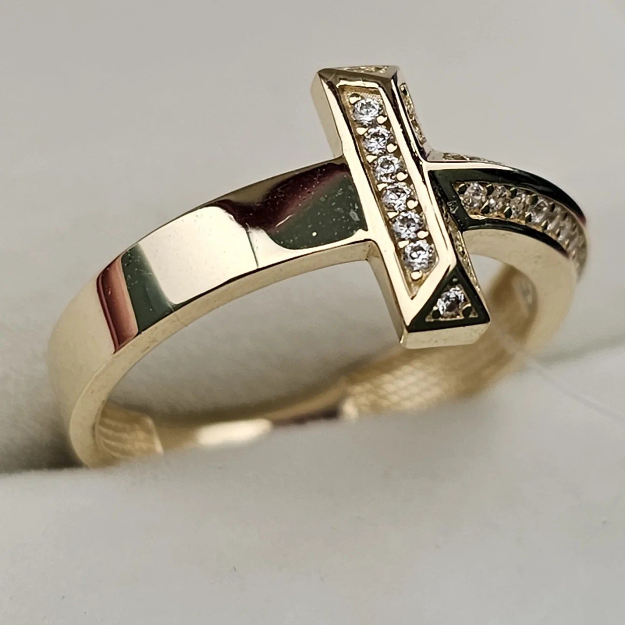 Кольцо Deimantas 109167083 17,5р 2,67гр. купить,NaN