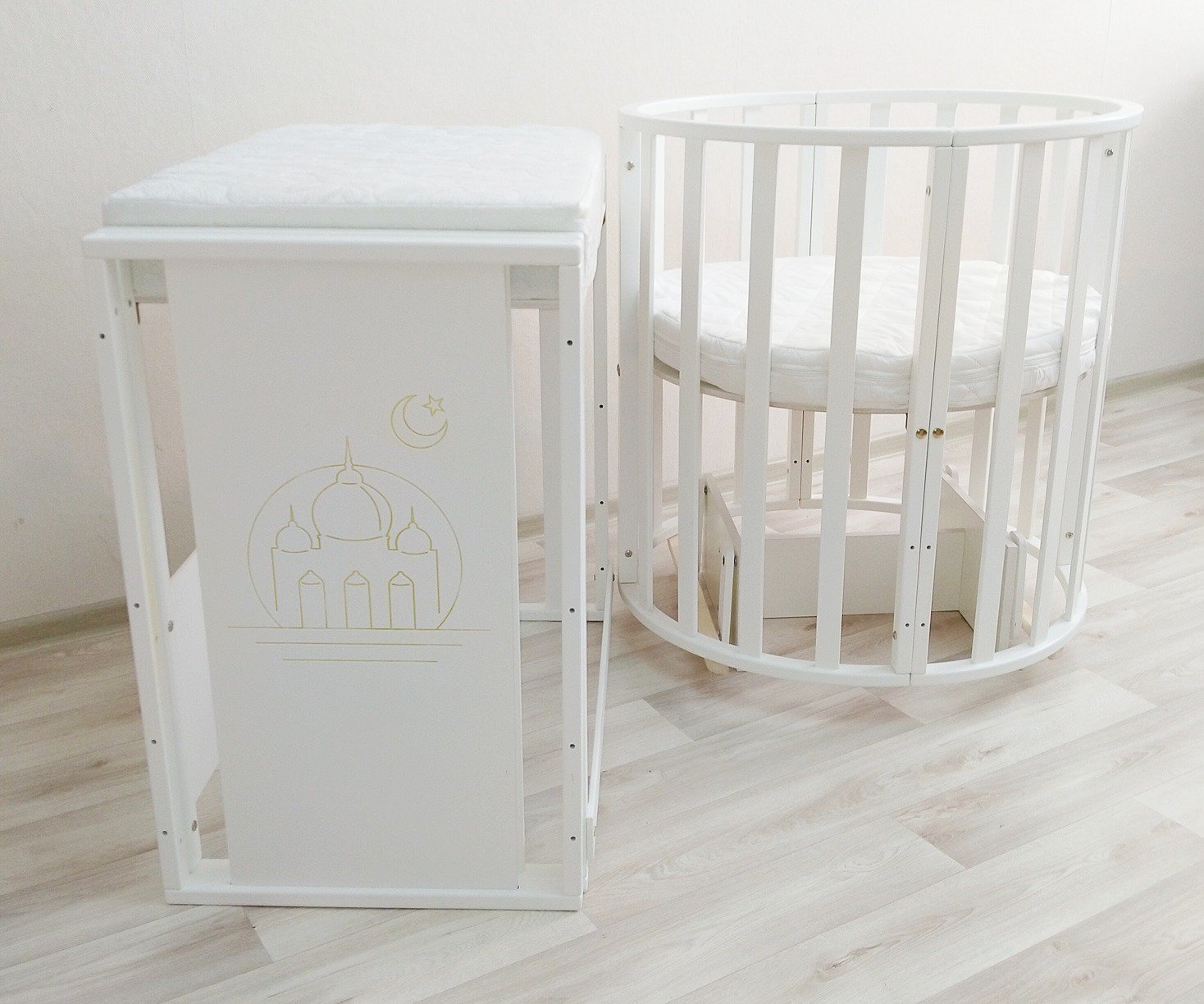 Кроватка-манеж Newborn 7&1 Mosque Transform pendulum белая купить,NaN