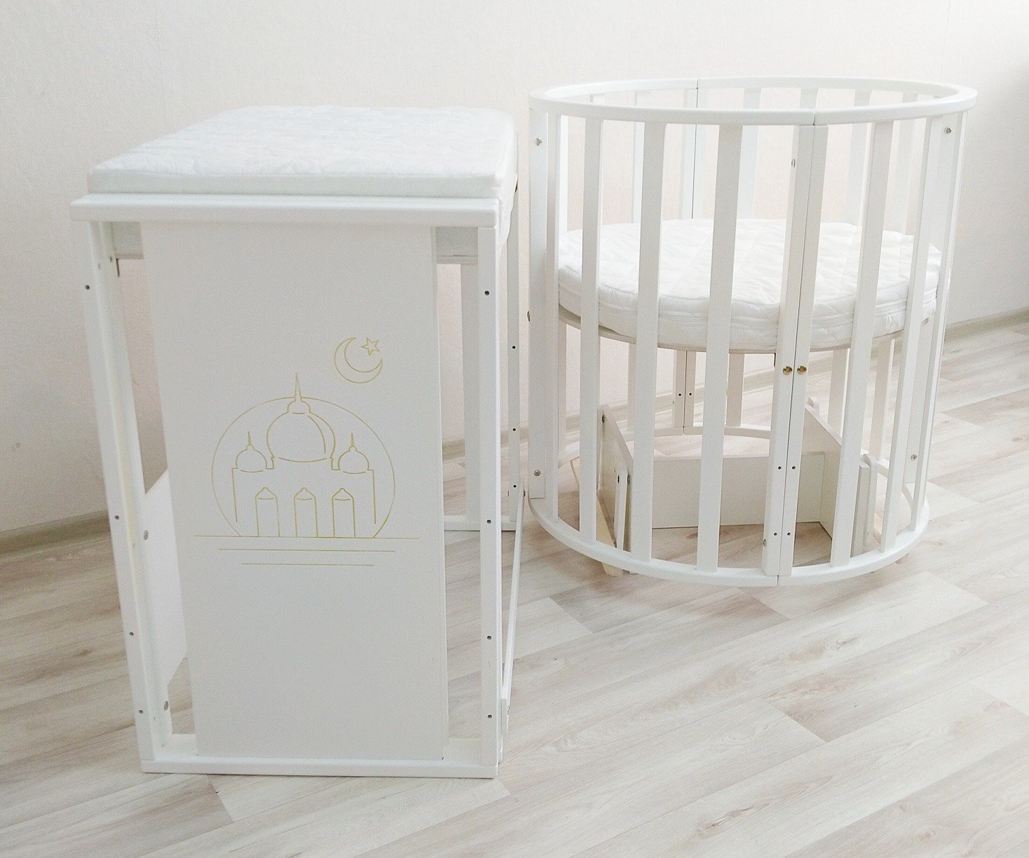 Кроватка-манеж Newborn 7&1 Mosque Transform pendulum белая купить,NaN