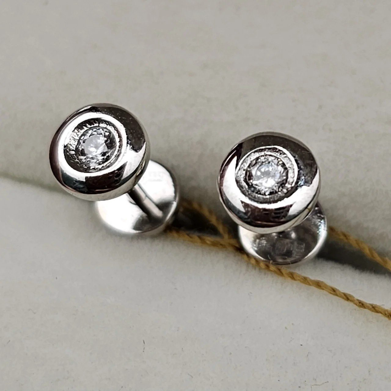 Серьги Deimantas 109229499 1.59гр. купить,NaN