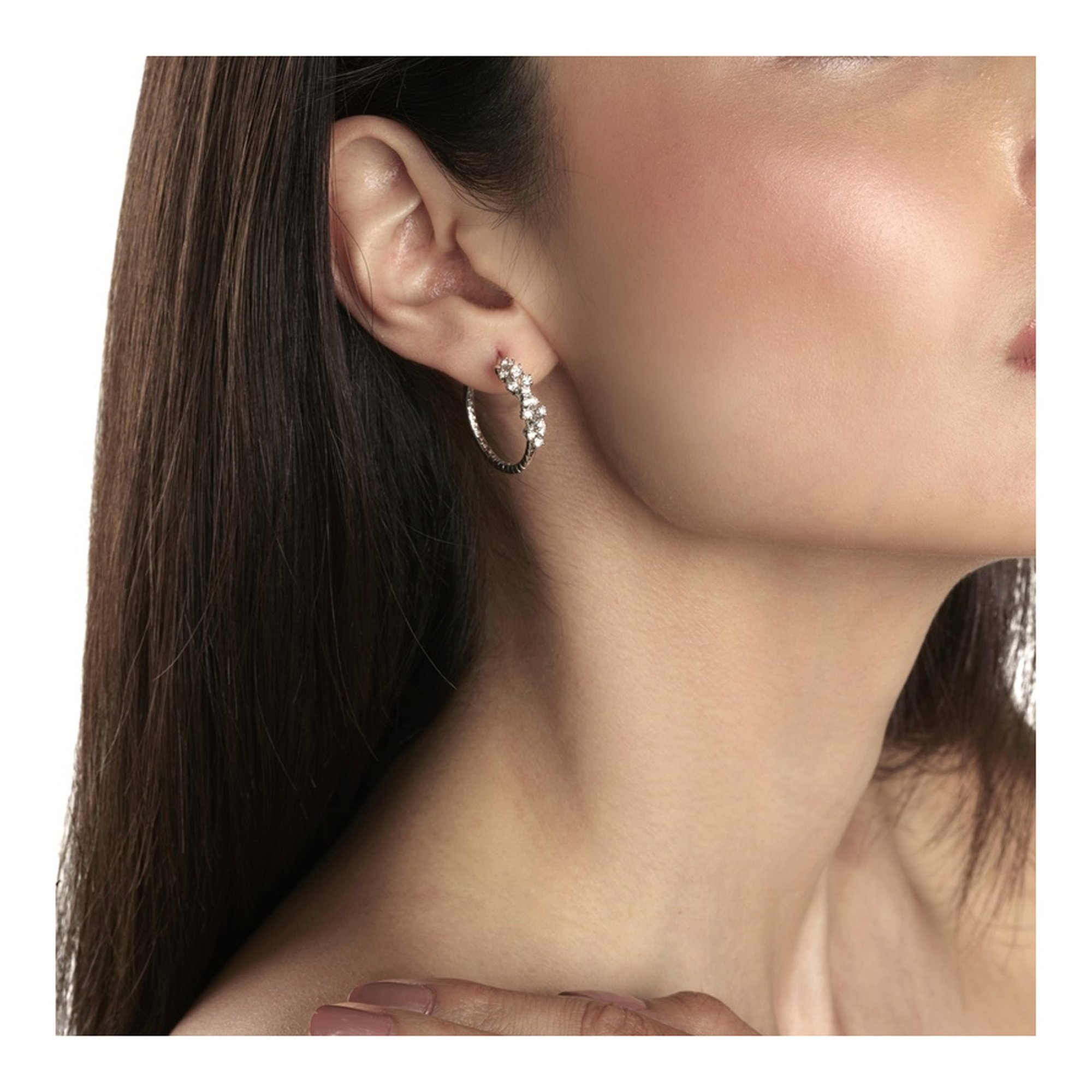 Серьги Damiani 18324 7гр купить,3578000