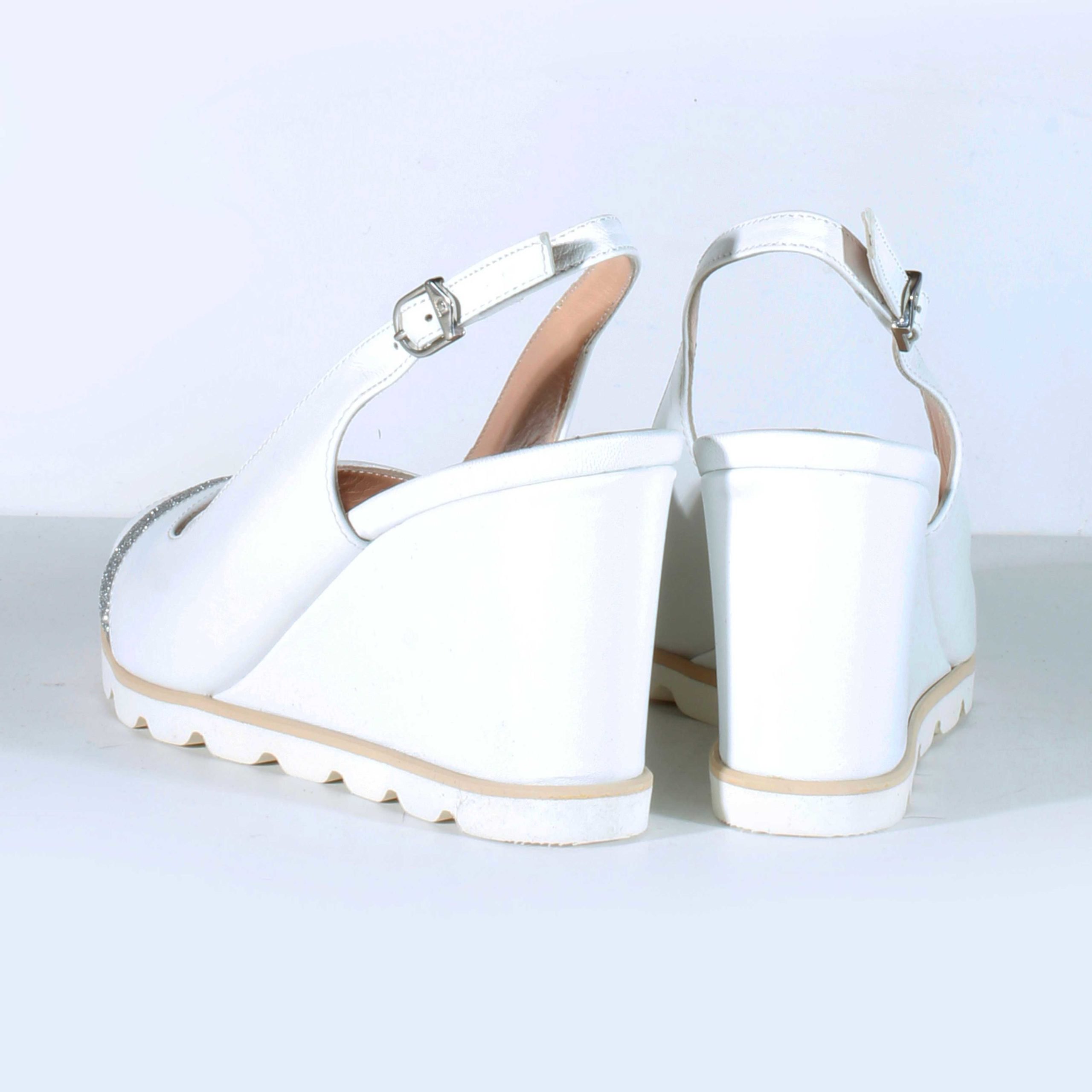 Босоножки Donna Serena Lara H70 white 36,5 купить,NaN