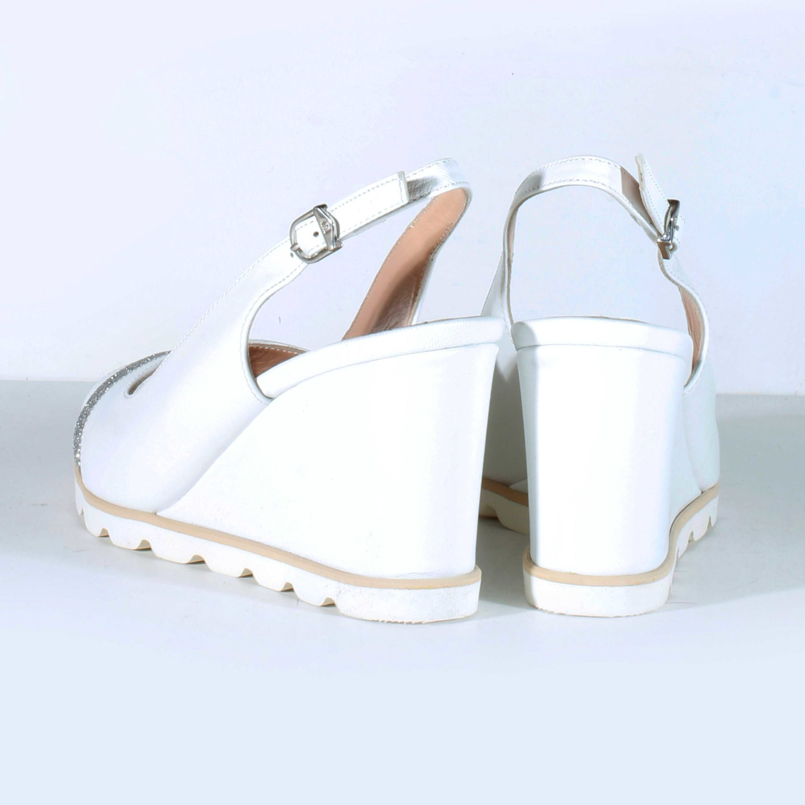 Босоножки Donna Serena Lara H70 white 36,5 купить,NaN