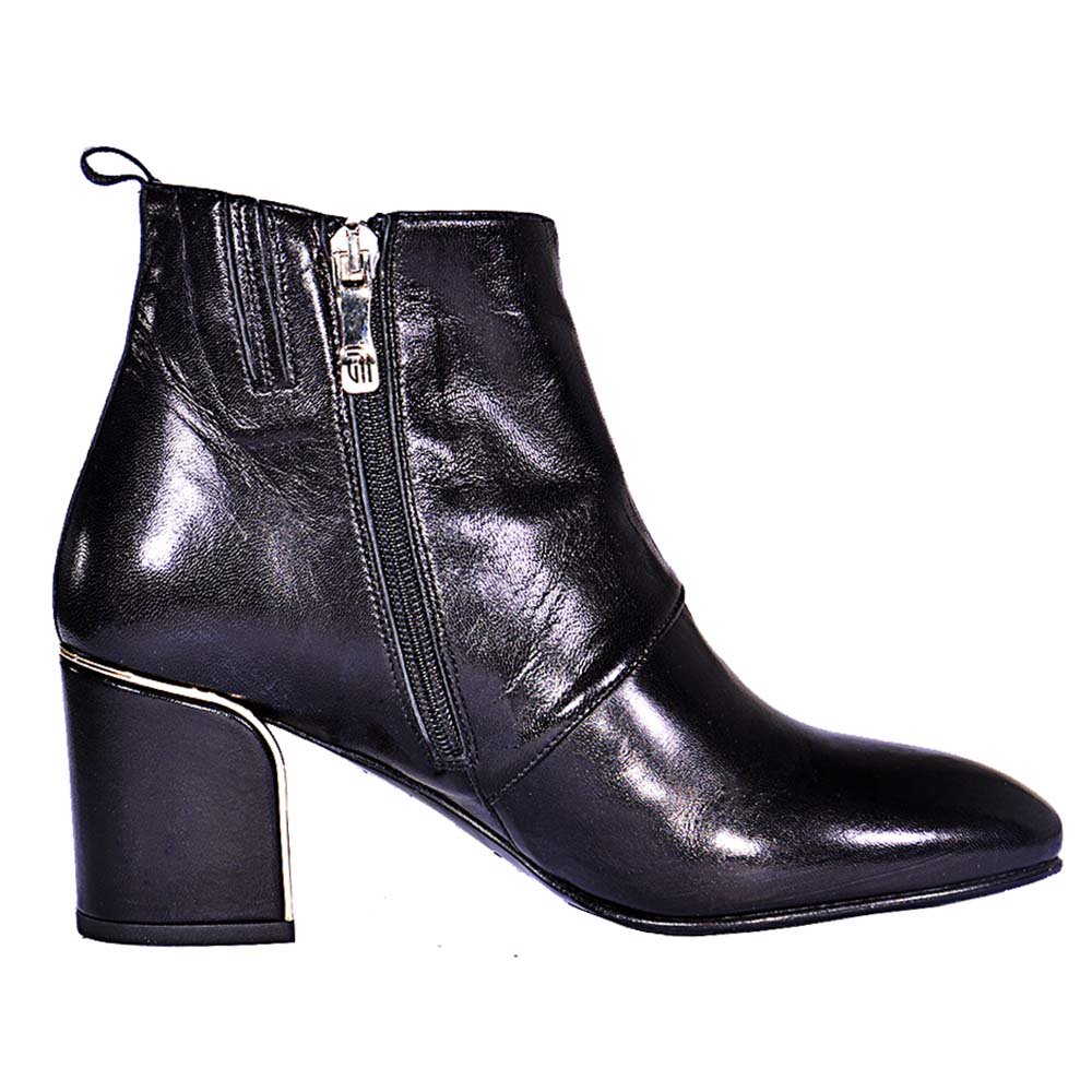 Полусапоги Giovanni Fabiani Tronchetto black 39,5 купить,0