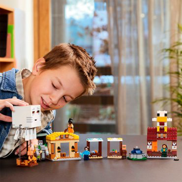 Конструктор LEGO Minecraft Атака на деревню Гаст-Барбол , деталей 555 шт купить,NaN