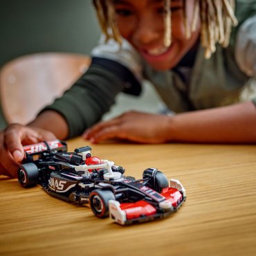 Конструктор LEGO Гоночный автомобиль MoneyGram Haas F1 Team VF-24, деталей 242 шт купить,NaN