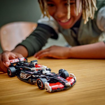 Конструктор LEGO Гоночный автомобиль MoneyGram Haas F1 Team VF-24, деталей 242 шт купить,NaN