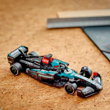 Конструктор LEGO Гоночный автомобиль Mercedes-AMG F1 W15, деталей 267 шт купить,21003