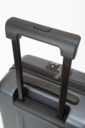 Чемодан NinetyGo Seine Luggage поликарбонат, полиэстер 38 черный купить,NaN