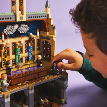 Конструктор LEGO Дуэльный клуб , деталей 158 шт