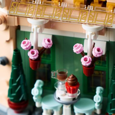 Конструктор LEGO Французское кафе, деталей 1101 шт купить,NaN