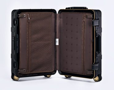 Чемодан NinetyGo Metal Luggage алюминий 31 черный купить,NaN