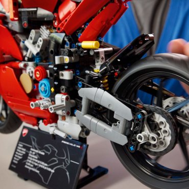 Конструктор LEGO Мотоцикл Дукати , деталей 1603 шт купить,0