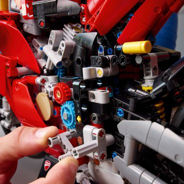 Конструктор LEGO Мотоцикл Дукати , деталей 1603 шт купить,NaN
