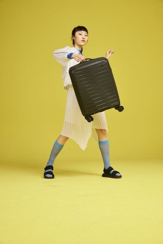 Чемодан Xiaomi NinetyGo Lightweight Luggage поликарбонат 35 черный купить,NaN