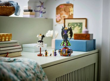 Конструктор LEGO Платья Малефисенты и Круэллы Де Виль, деталей 524 шт купить,0