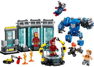 Конструктор LEGO Лаборатория Железного человека: Зал доспехов, деталей 384 шт