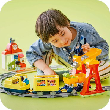 Конструктор LEGO Большой интерактивный пассажирский поезд, деталей 103 шт купить,NaN