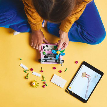 Конструктор LEGO Пишущая машинка с цветами, деталей 363 шт купить,22710