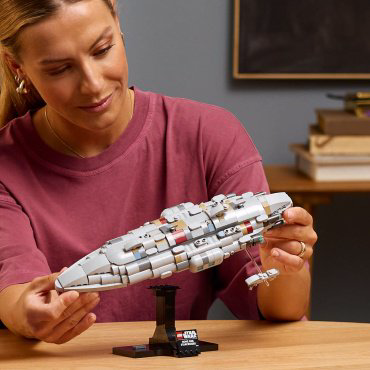Конструктор LEGO Звёздный крейсер Дом-1, деталей 559 шт купить,NaN
