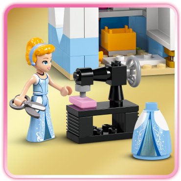 Конструктор LEGO Замок и карета Золушки, деталей 596 шт купить,NaN