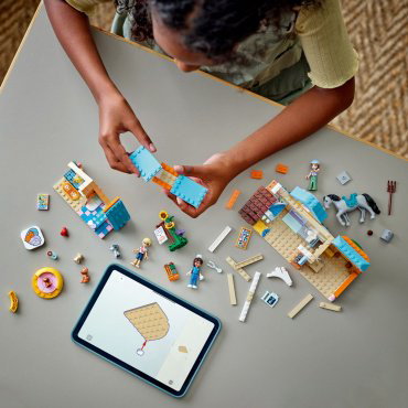 Конструктор LEGO Ветклиника для лошадей и питомцев , деталей 428 шт купить,NaN