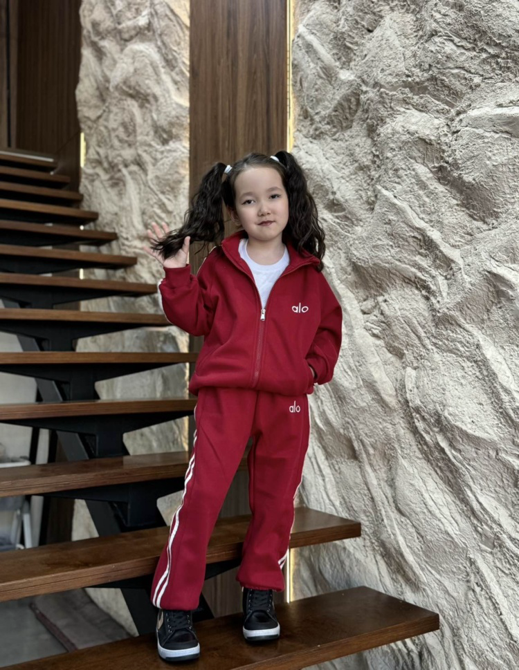 Спортивный костюм Mmkids красный 110