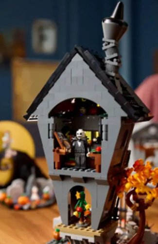Конструктор LEGO Диснеевский пазл ужасов Тима Бертона "Канун Рождества", деталей 2193 шт купить,NaN