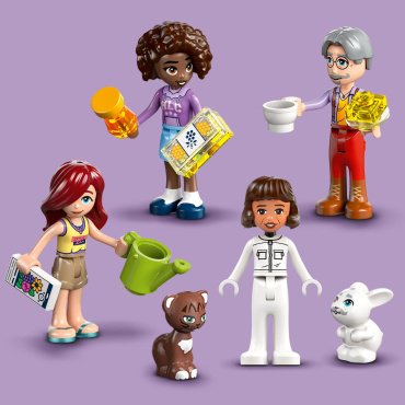 Конструктор LEGO Дом пчеловода и цветник, деталей 1161 шт купить,0